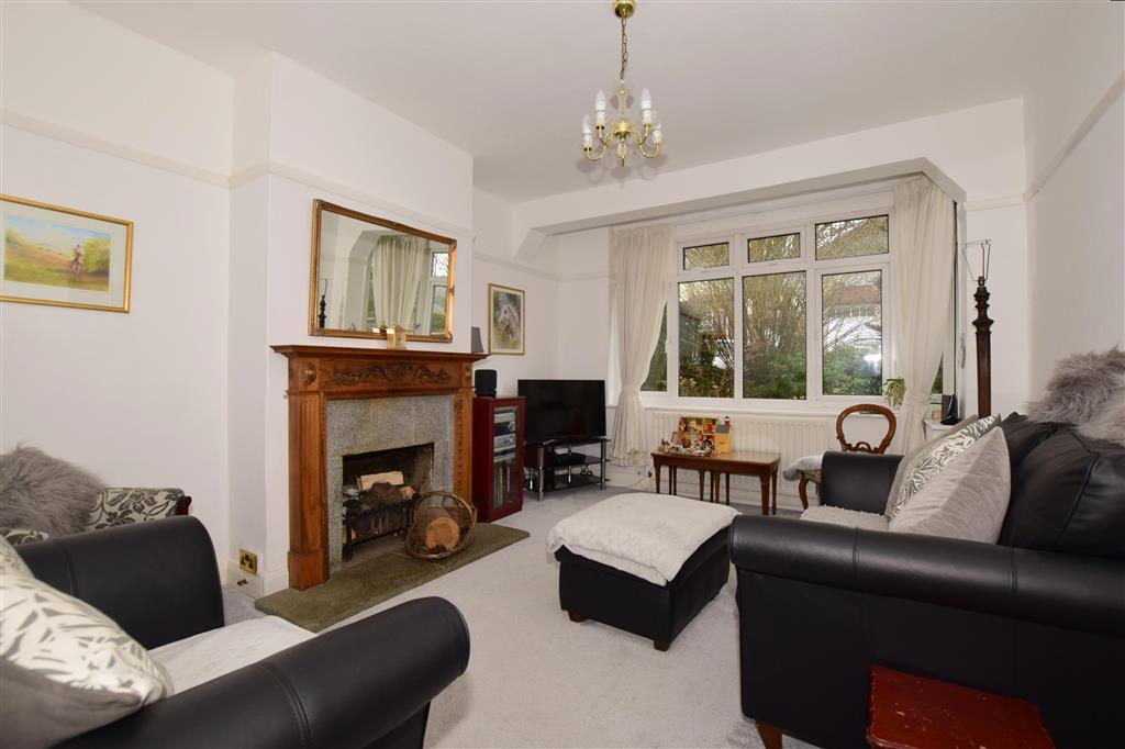 Pine Walk, Banstead, Surrey 3 bed semidetached house £600,000