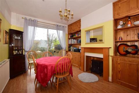 1 Pine Walk, Banstead, SM7 3QA