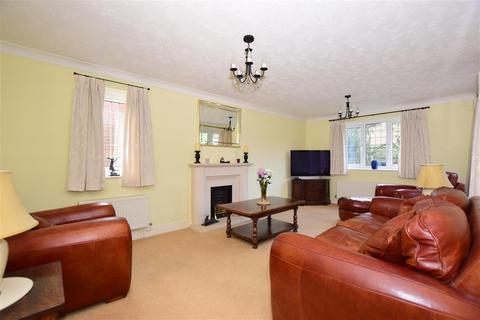 56 Low Meadow, Halling, Rochester, ME2 1LX