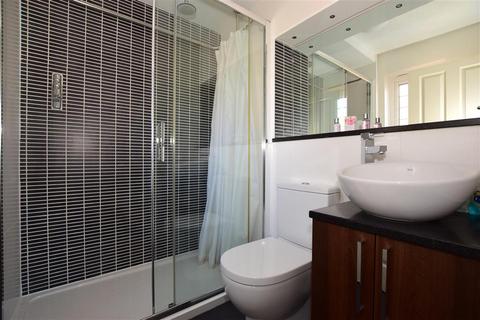 56 Low Meadow, Halling, Rochester, ME2 1LX