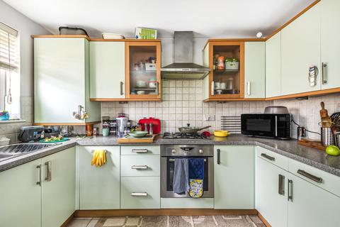 Flat 1, Tenbys Salisbury Road, Woking, GU22 7UR