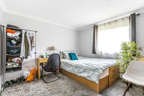 Flat 1, Tenbys Salisbury Road, Woking, GU22 7UR