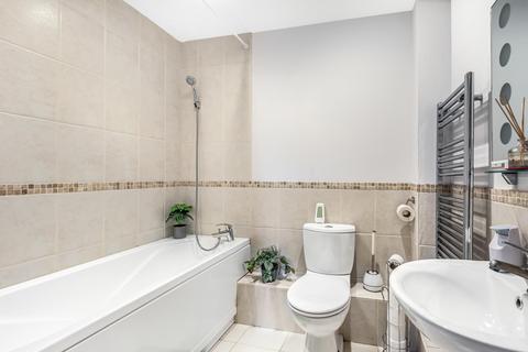 Flat 1, Tenbys Salisbury Road, Woking, GU22 7UR