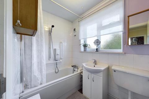 1 Hamilton Close, Feltham, TW13 4PS