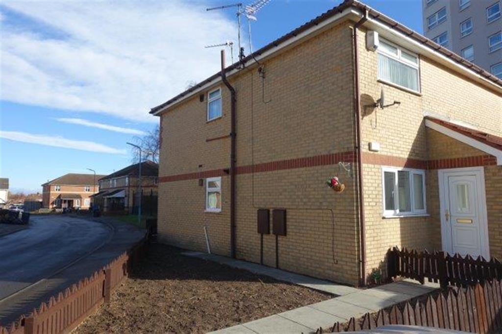 Netherfields Crescent, Middlesbrough, TS3 0QN 2 bed ground floor flat