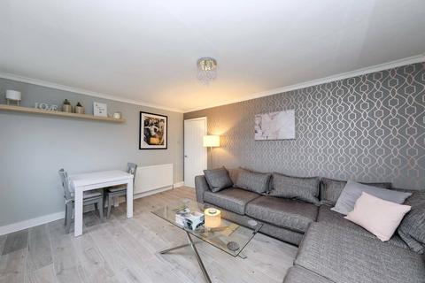 771/8 Ferry Road, Edinburgh, EH4 2TE