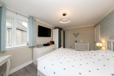 771/8 Ferry Road, Edinburgh, EH4 2TE