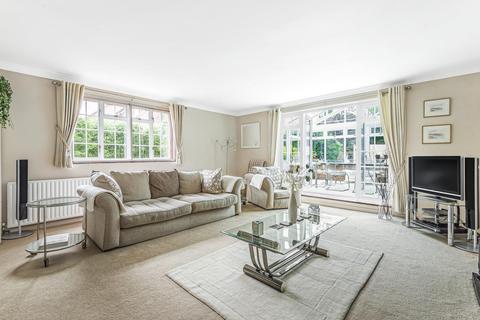 271 Brooklands Road, Weybridge, KT13 0RB