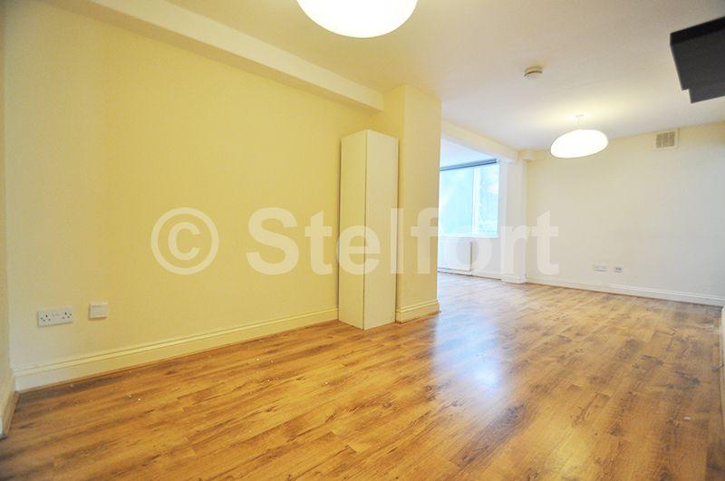 Bickerton Road, London, N19 3 bed apartment £2,145 pcm (£495 pw)