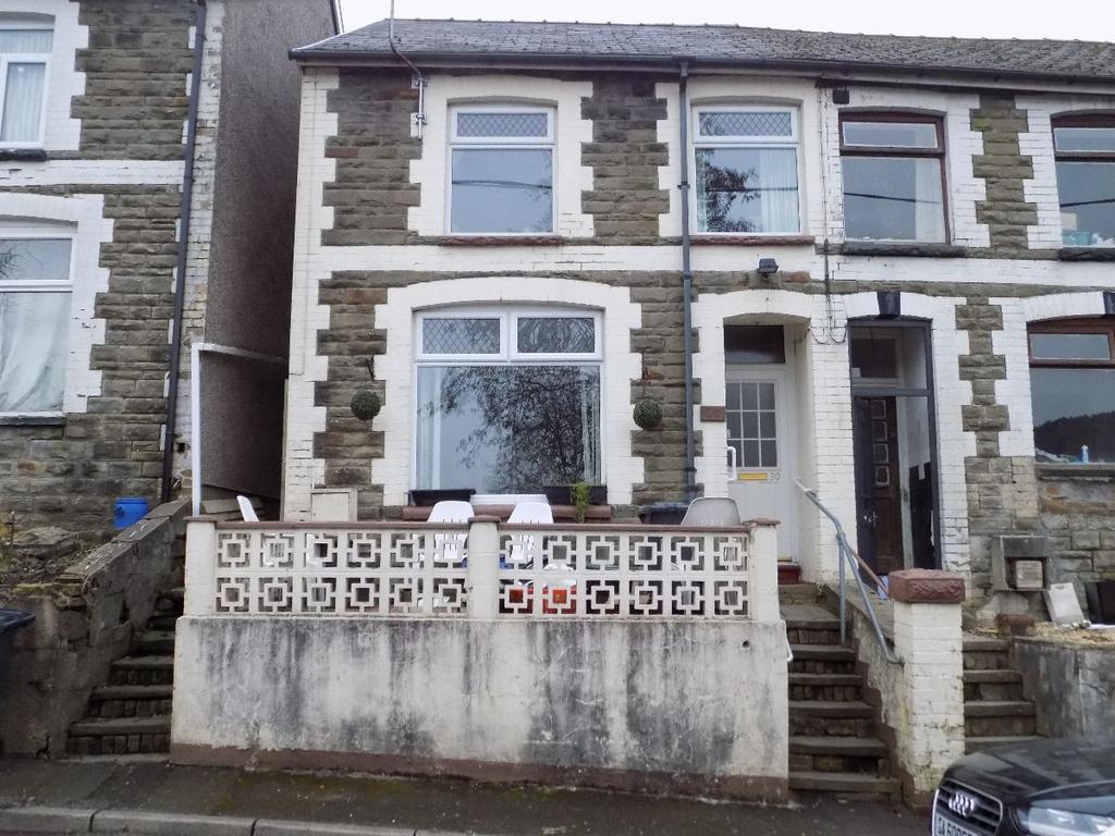 Windsor Road, Six Bells, Abertillery. NP13 2QE. 3 bed terraced house