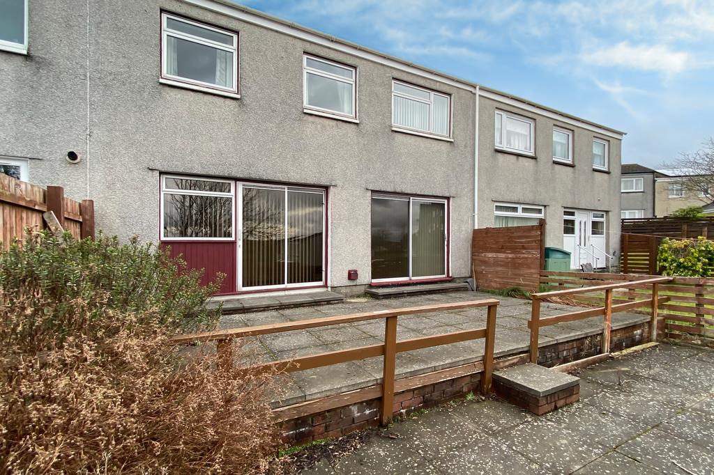 Lochinvar Road, Greenfaulds, Cumbernauld G67 3 bed terraced house £93,500
