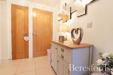 28 Kensington Way, Brentwood, CM14 4RL