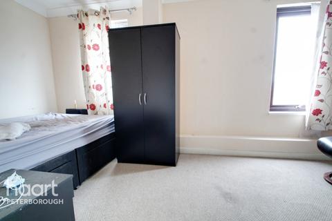 84 Bifield, Orton Goldhay, Peterborough, PE2 5SW