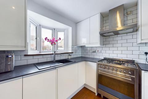258 Westmacott Drive, Feltham, TW14 9XA