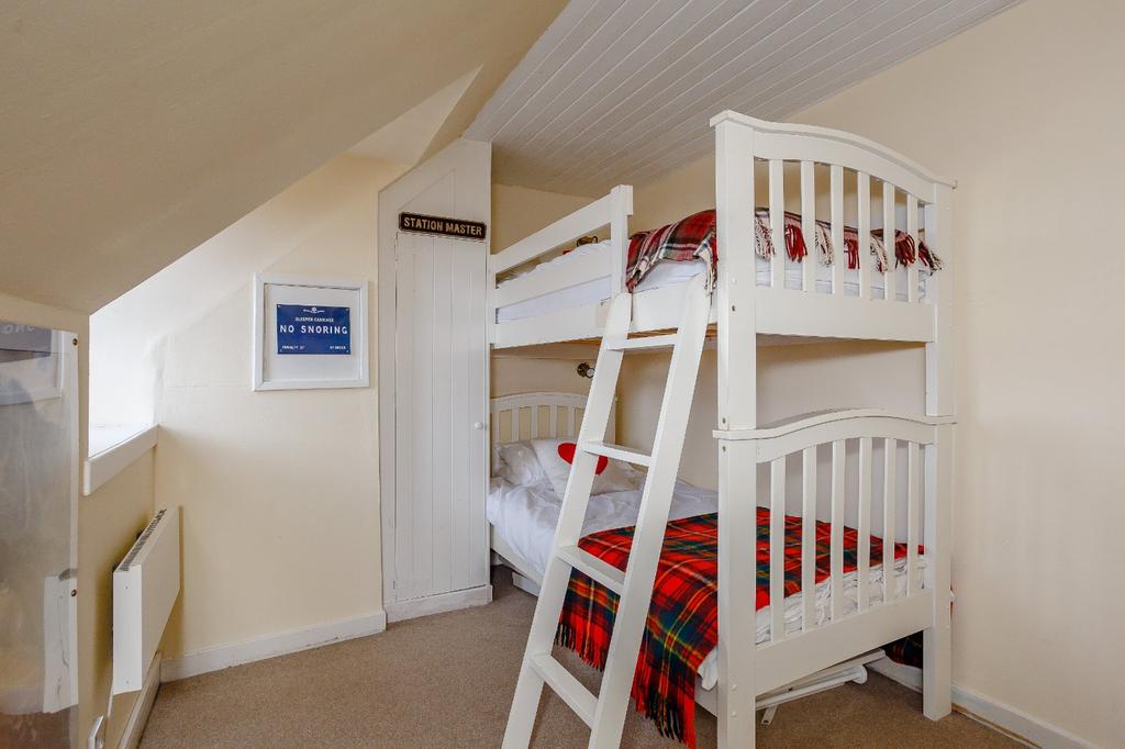 1 Station Cottage