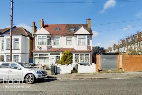87b Burlington Road, Thornton Heath, CR7 8PJ