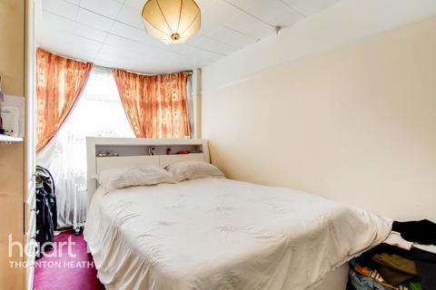 87b Burlington Road, Thornton Heath, CR7 8PJ