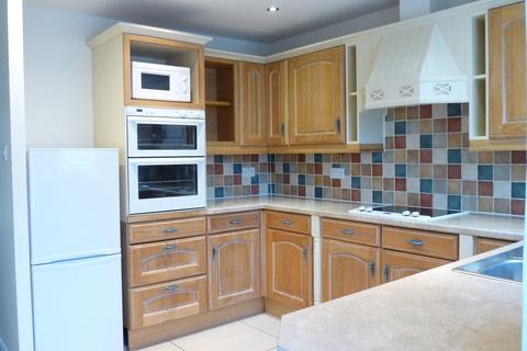 Tukaway Crouch House Road, Edenbridge, TN8 5ED