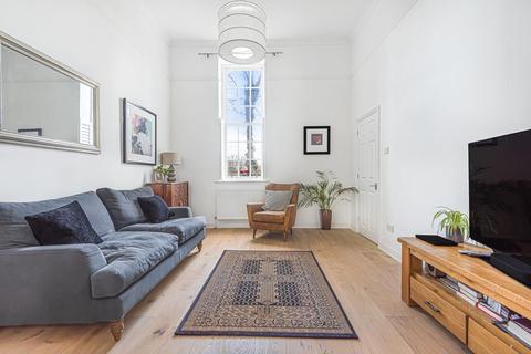 15 Cardwells Keep, Guildford, GU2 9PD