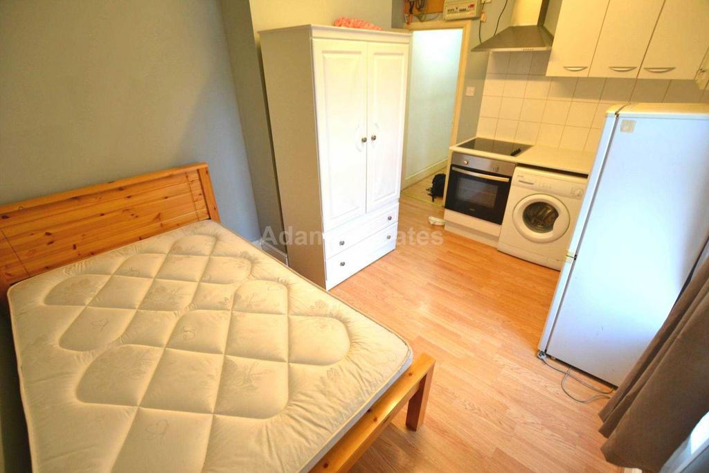Flat 5, London Street, Reading