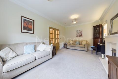 77 Gatehead Crescent, Bishopton, PA7 5QP