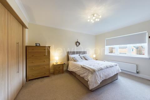77 Gatehead Crescent, Bishopton, PA7 5QP