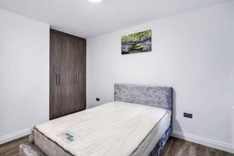 2 bedroom apartment to rent, Bethnal Green Road, Bethnal Green, E2