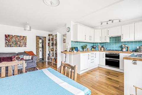 36 Birch Way, Chesham, HP5 3JL