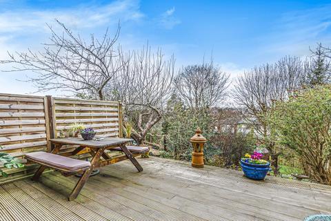 36 Birch Way, Chesham, HP5 3JL