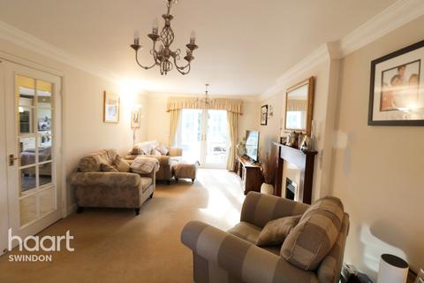1 Hatwell Row, Carterton, OX18 3HG