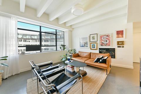 1 bedroom flat to rent, Television Centre, London