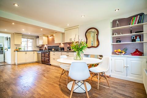 2, Primrose Cottages Chapel Close, South Stoke, Reading, RG8 0JX