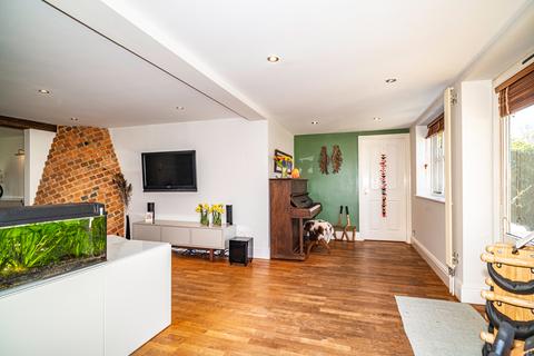 2, Primrose Cottages Chapel Close, South Stoke, Reading, RG8 0JX
