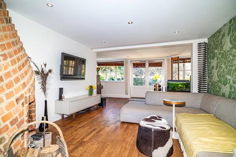 2, Primrose Cottages Chapel Close, South Stoke, Reading, RG8 0JX