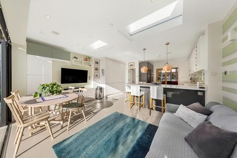 49 Rannoch Road, London, W6 9SS
