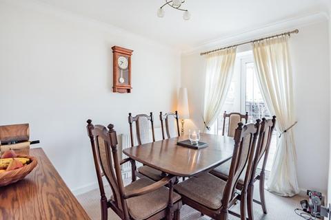 76 Dark Lane, Witney, OX28 6LX