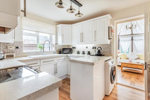 76 Dark Lane, Witney, OX28 6LX