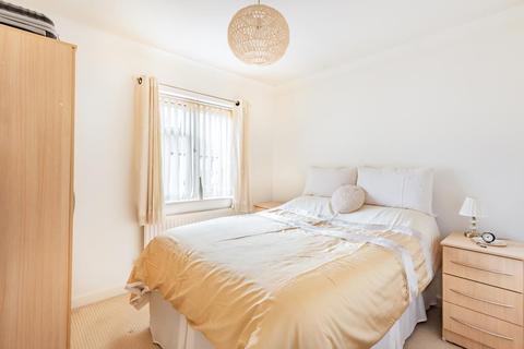 76 Dark Lane, Witney, OX28 6LX