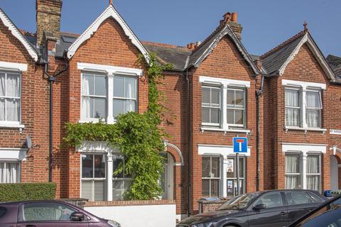50a Waveney Avenue, London, SE15 3UE