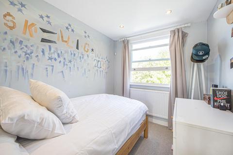 50a Waveney Avenue, London, SE15 3UE
