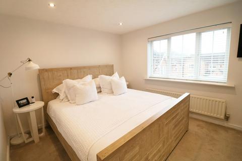 5 Hollywood Drive, Hollywood, Birmingham, B47 5PS