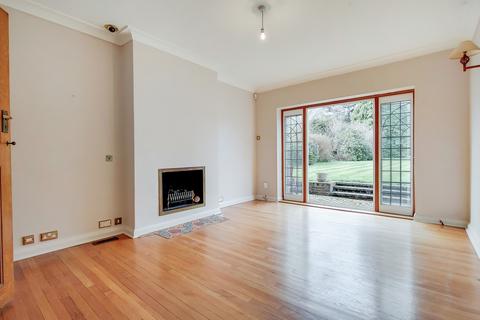 16 Upfield, Croydon, CR0 5DQ