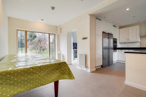 16 Upfield, Croydon, CR0 5DQ