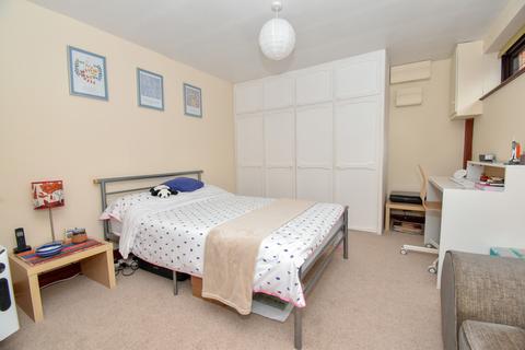 9 Fearne Close, Church Broughton, Derby, DE65 5AF