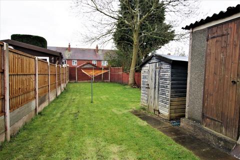 74 Howitt Crescent, Uttoxeter, ST14 7AU