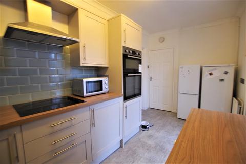 74 Howitt Crescent, Uttoxeter, ST14 7AU