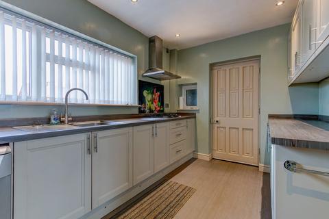 40 Foxlydiate Crescent, Redditch, B97 6NA