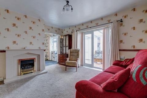 40 Foxlydiate Crescent, Redditch, B97 6NA