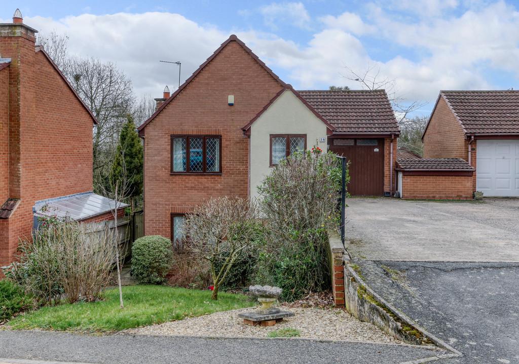 Batsford Close, Wirehill, Redditch... 3 bed detached house £270,000