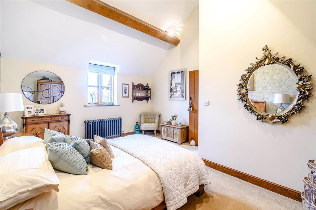 4 Bedrooms